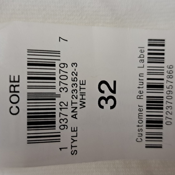 And Now This Women's Perfect Skinny Exposed Button Skinny Jeans - White - Picture 12 of 12